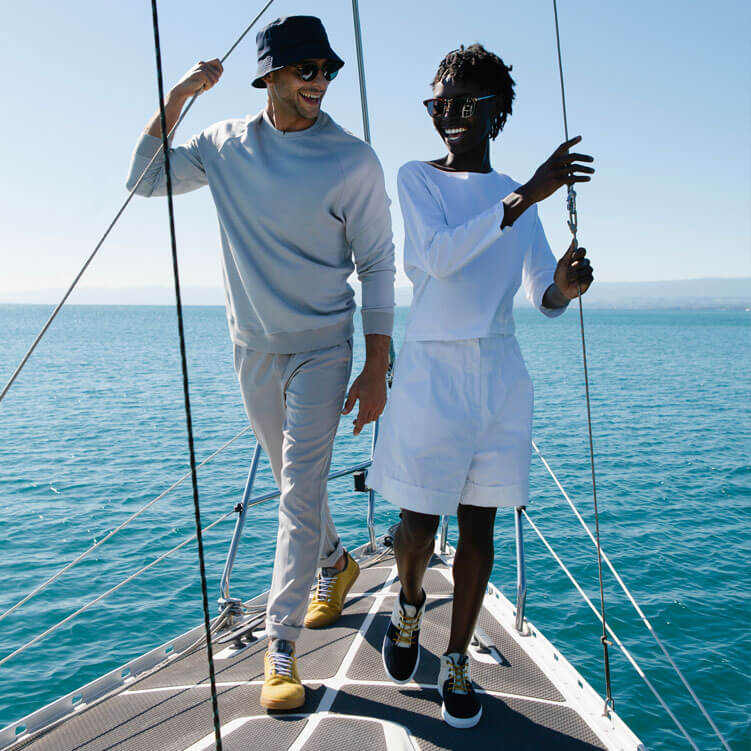 Sky Wooler - Navy Cream Gold